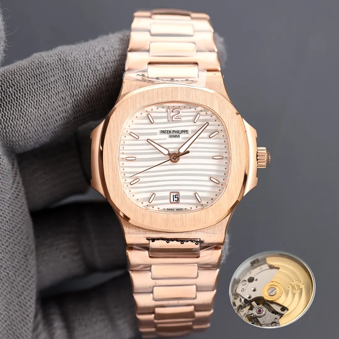 【High-end replica】💰1920! Patek Philippe Nautilus co-branded Tiffany series global limited edition has arrived🔥It is still the Tt factory's professional quality assurance and high cost performance🎈🎈 [PATEK PHILIPPE] Patek Philippe Elegant Sports Series 5711/1A Nautilus, the king of steel watches, the best detoxification solution on the Internet! Details: 1⃣️With customized Citizen 8215 automatic movement. 2⃣️316L customized ergonomic watch strap! 3⃣️The beads in the steel belt are diamond-shaped, which is consistent with the original product. 4⃣️Diameter 40 mm. Wearing 5711/1A not only shows youthful vitality, but also exudes a strong sense of calmness from the inside out. It is a well-deserved "King of Steel Watches"! Tt factory welcomes your tasting!